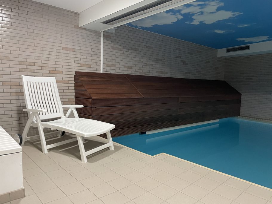 Beheizter Innenpool für Hausgäste Ferienwohnung Hygge - familienfreundliche Ferienwohnung an der Ostsee